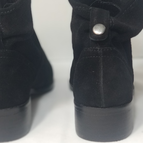 Women's Lucky Brand Suede Boots - Picture 6 of 16